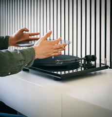 Pro-Ject E1.2 Turntable — 730g Alloy Platter, MM Cartridge