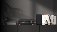 Klipsch R-40PM Powered Bookshelf Speakers with Built-in Phono Stage