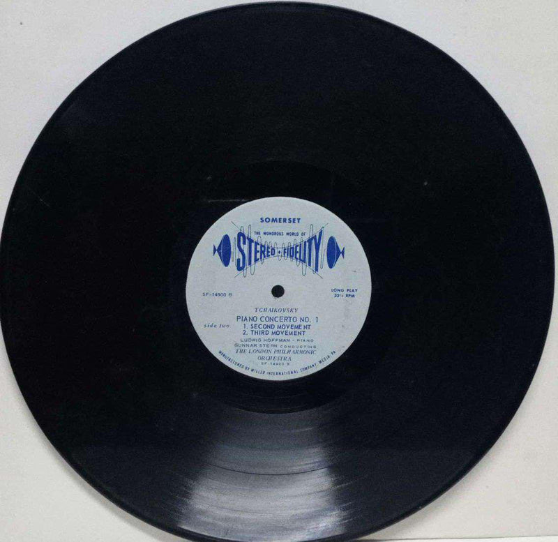 Piano Concerto No 1 — LP vinyl record cover