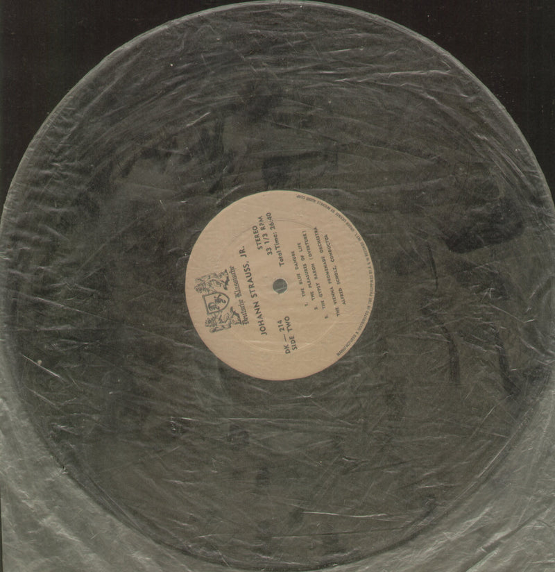No Sleeve by Johann Strauss, Jr — LP vinyl record cover