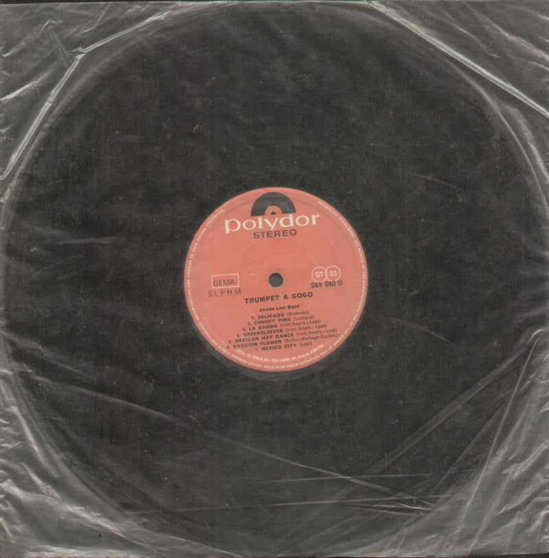No Sleeve by Trumpet A Gogo — LP vinyl record cover