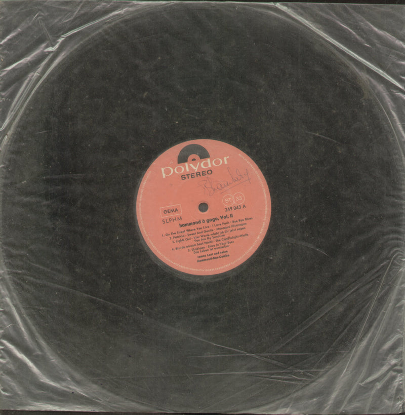 No Sleeve by Hammond A Gogo Vol 2 — LP vinyl record cover