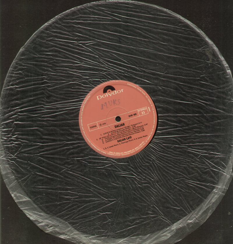 No Sleeve by Daliah — LP vinyl record cover