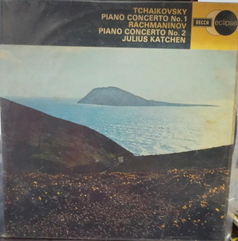 Tchaikovsky Piano Concerto No 1 Rachmaninov Piano Concerto No 2 Julius Katchen -1969 — 1969 LP vinyl record cover